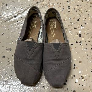 TOMS slip ons
